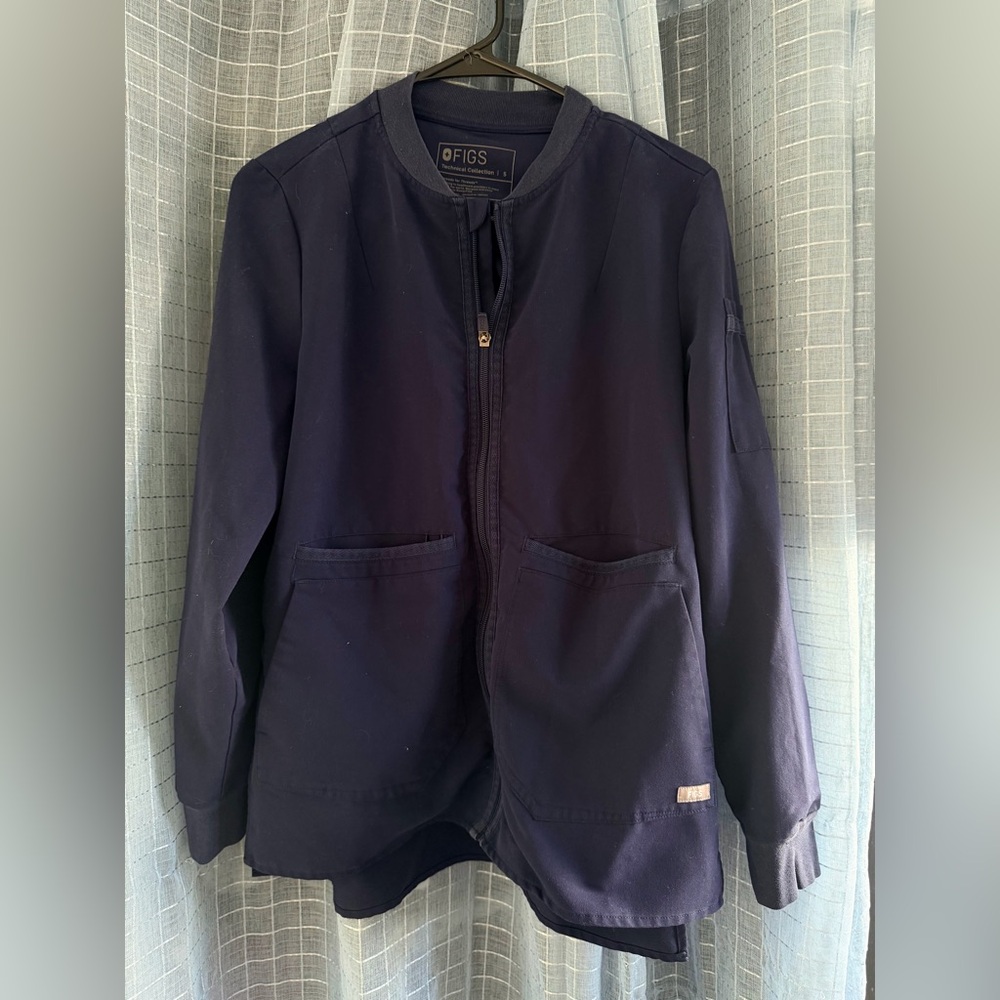 Figs scrub jacket - Picture 3 of 6